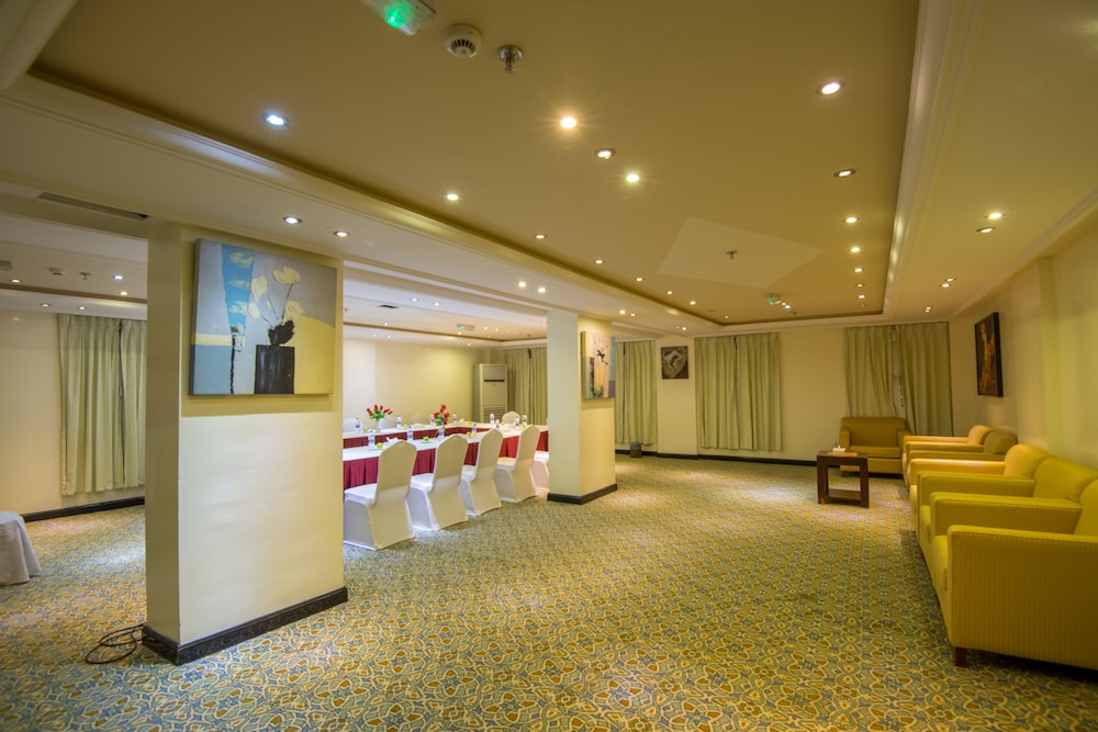 Caesar Hotel Oman 34/43