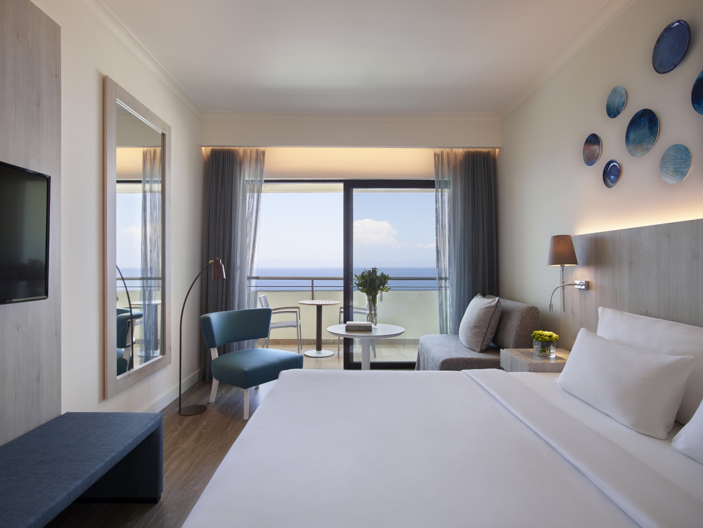 Deluxe, Double or Twin Bed, Sea View