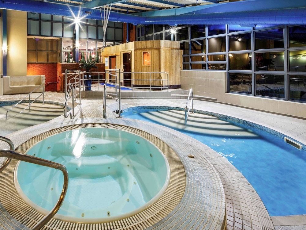 MERCURE CHESTER ABBOTS WELL HOTEL 19/50