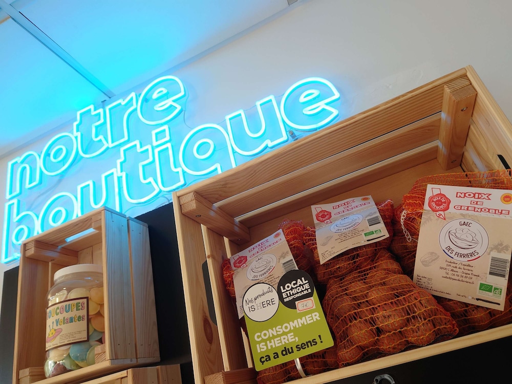 greet hotel Grenoble Centre Gare 34/60
