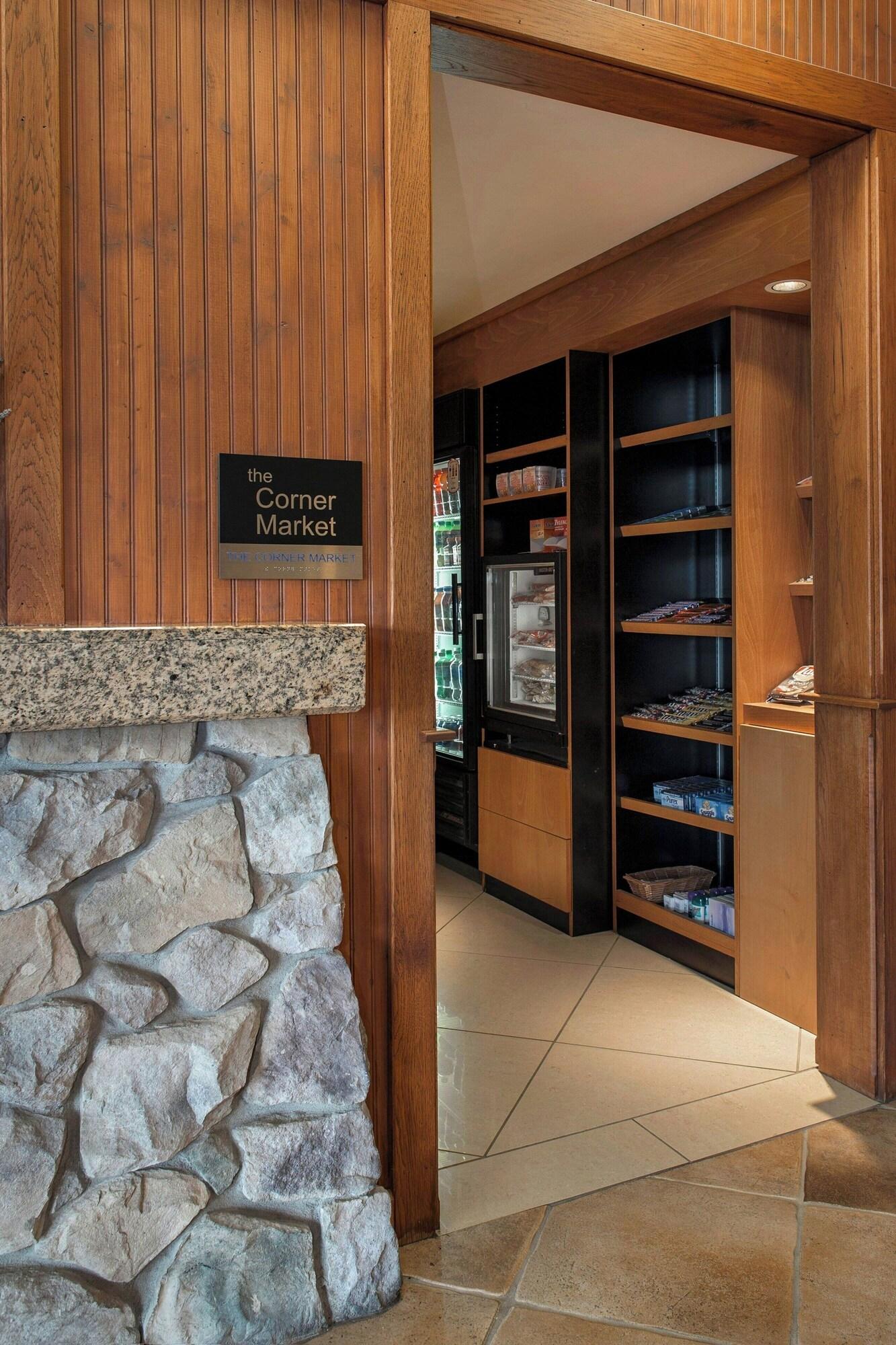 Fairfield Inn And Suites Santa Rosa Sebastopol 20/28