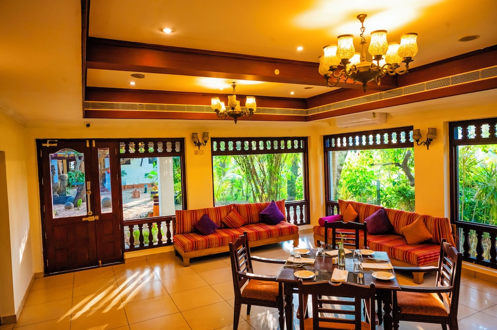 Fragrant Nature Backwater Resort & Ayurveda Spa 35/50