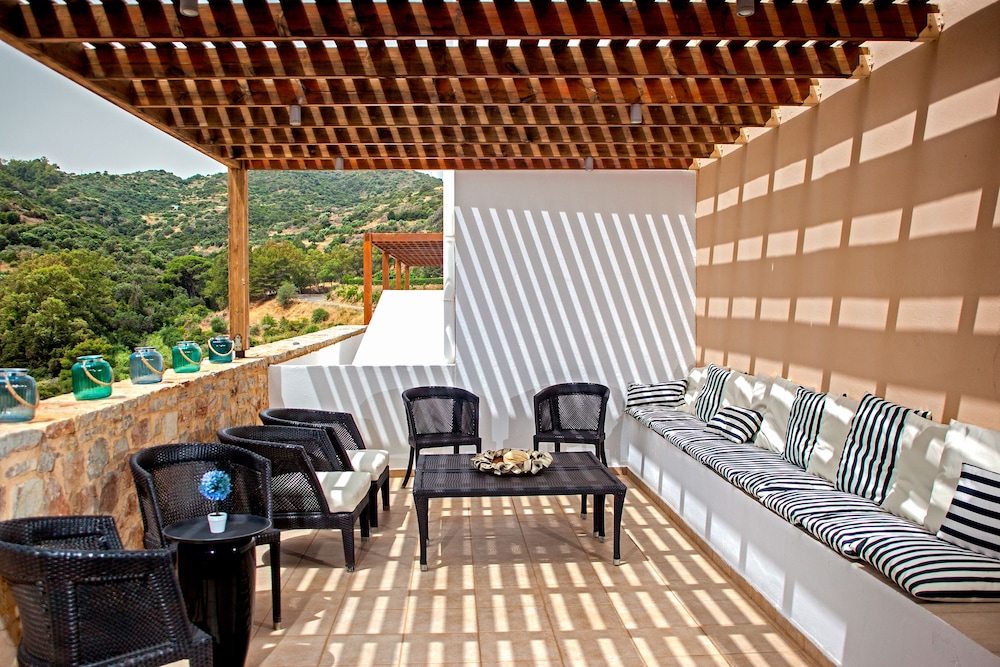 Kythea Resort 37/65
