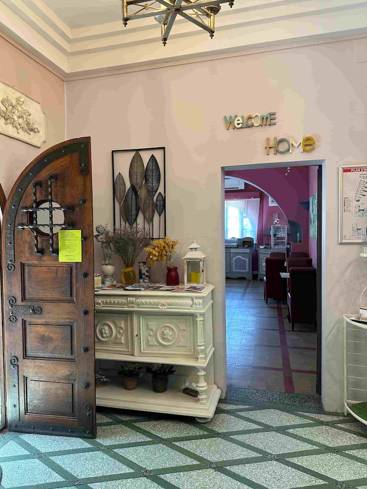 Hotel Le Mas Des Citronniers 9/48