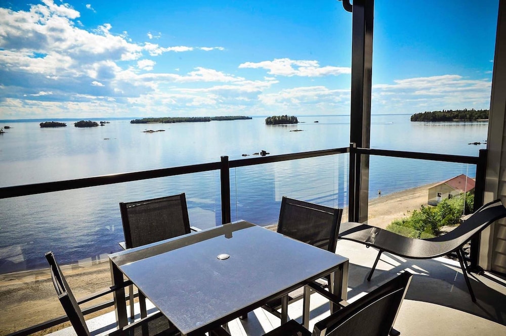 Auberge Des Iles 38/52