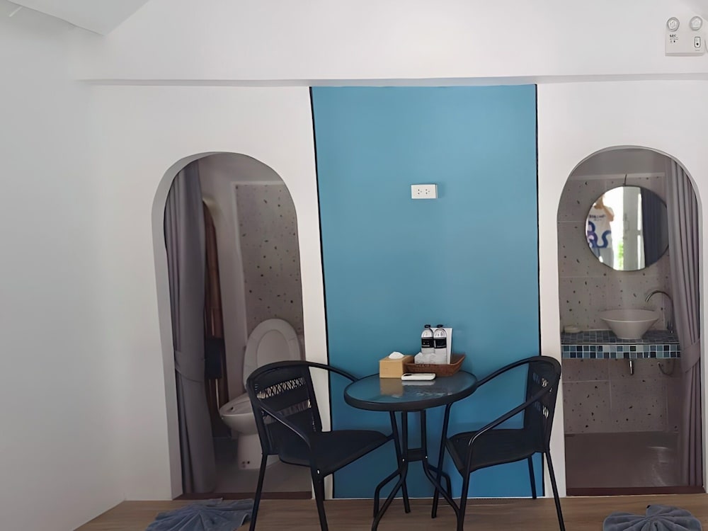Pan Beach Bungalows 33/50