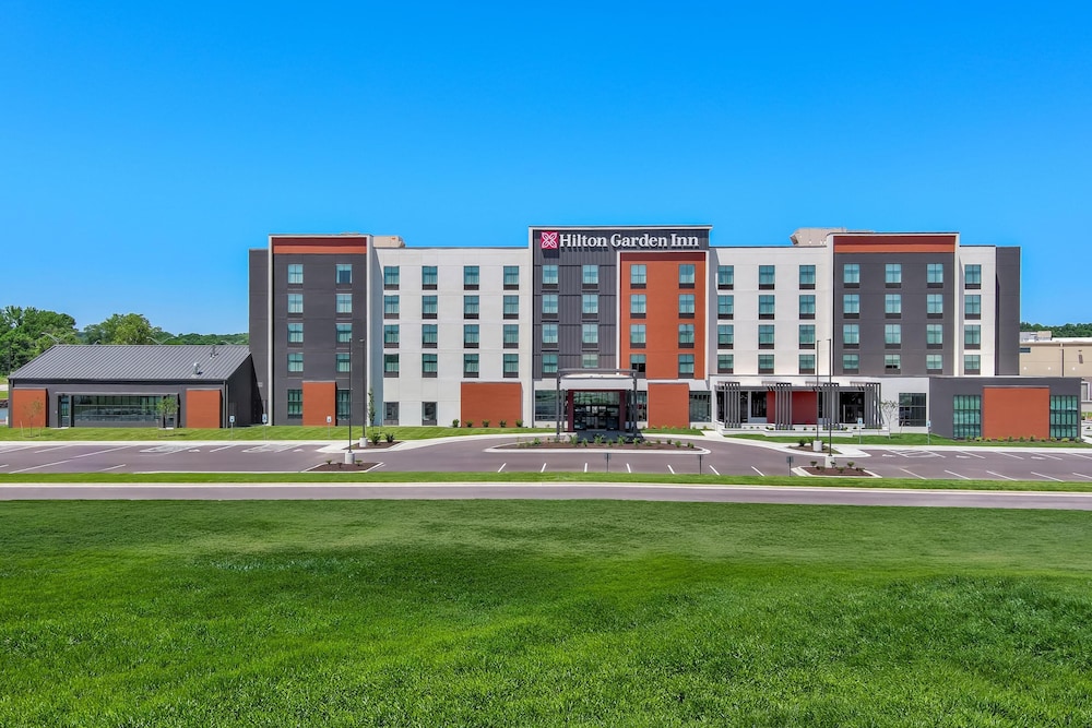 Hilton Garden Inn Kansas City Riverside 6/50