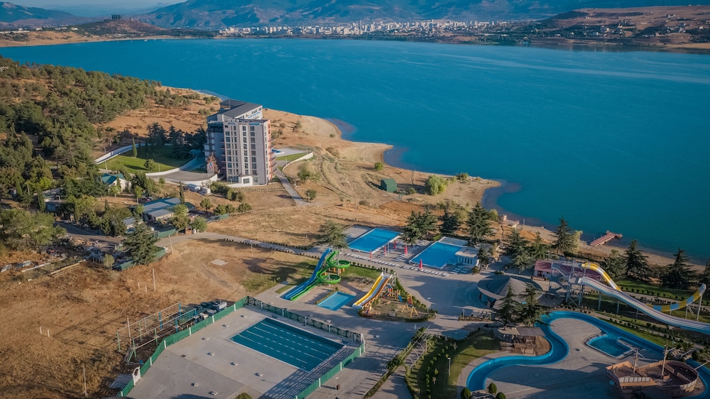 Gino Seaside Tbilisi, Trademark Collection By Wyndham 57/64