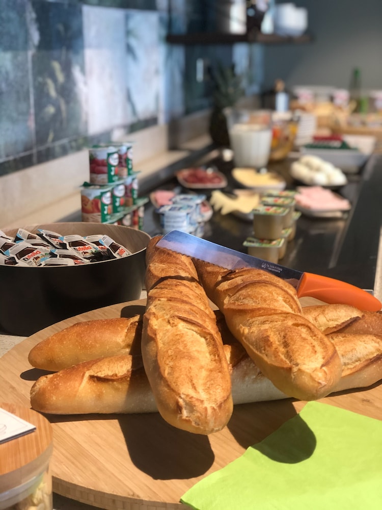 ibis Styles Clermont Ferrand Le Brezet Aeroport 23/69