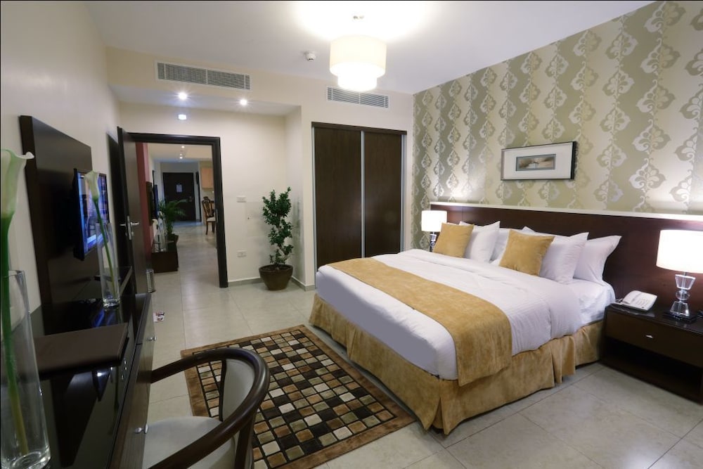CITY ROSE HOTEL SUITES 21/67