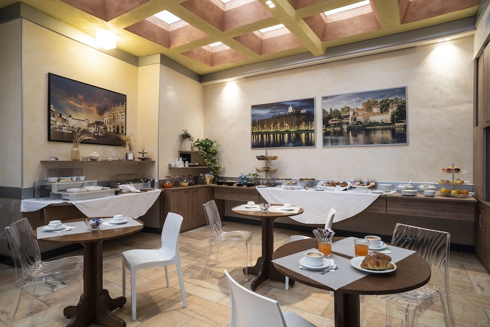 Plaza 61/67