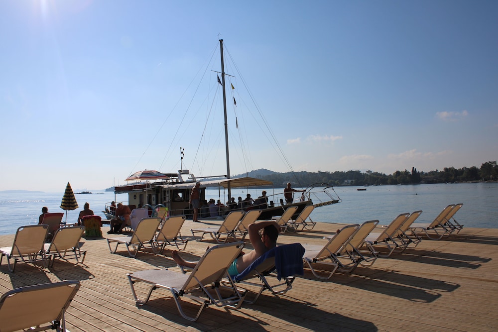 Dassia Beach Hotel 34/70
