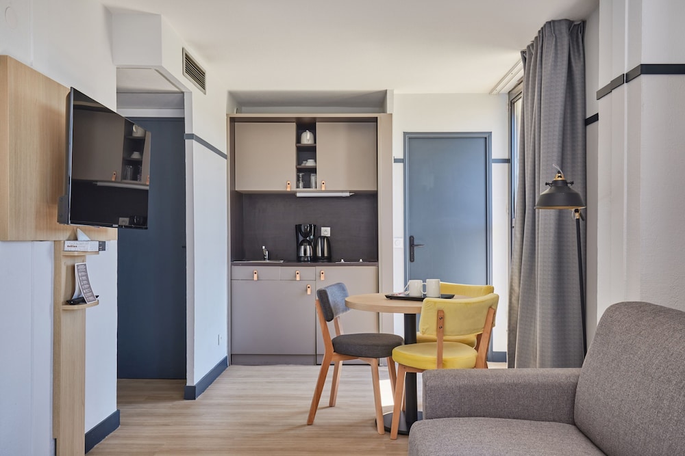 Appart hotel Odalys City Aix en Provence Centre Rotonde 15/48