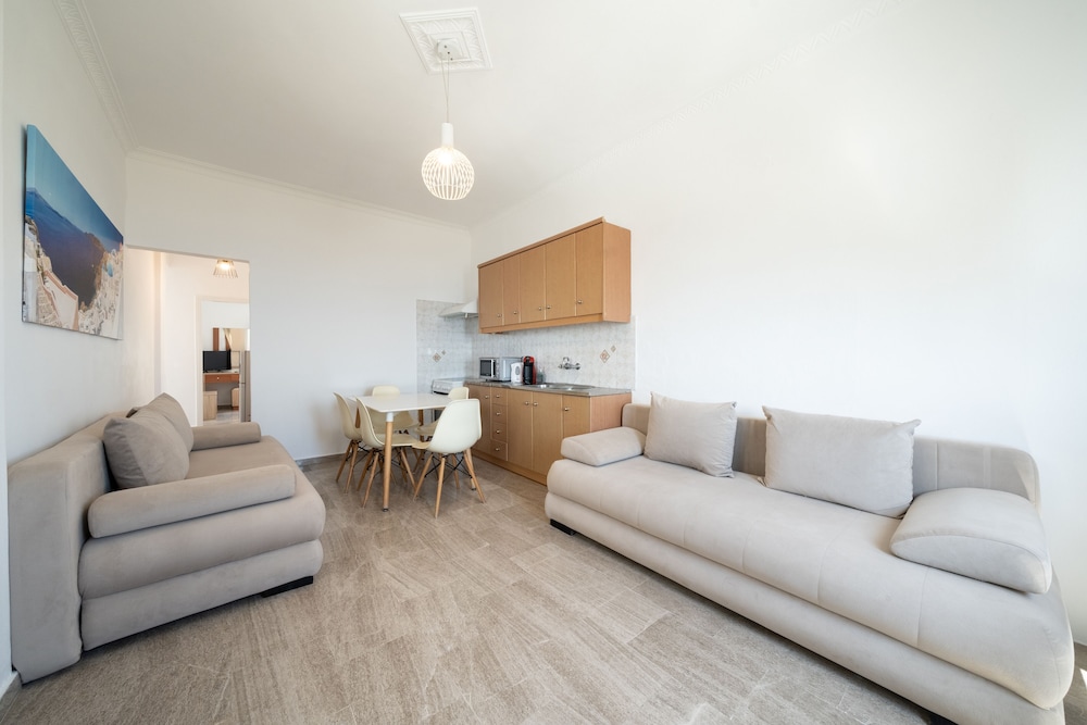 Belle Etoile Villas 44/75
