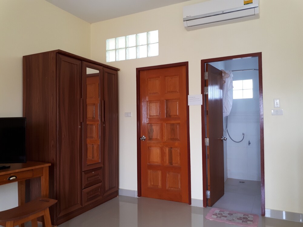 Wattana House 22/37