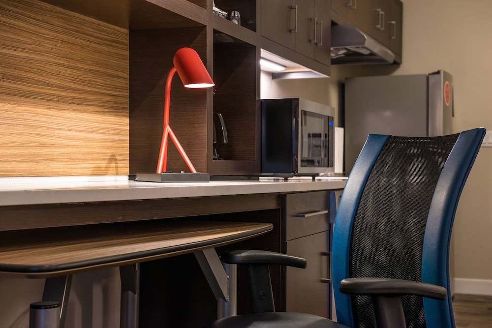 Towneplace Suites By Marriott Merced 12/54