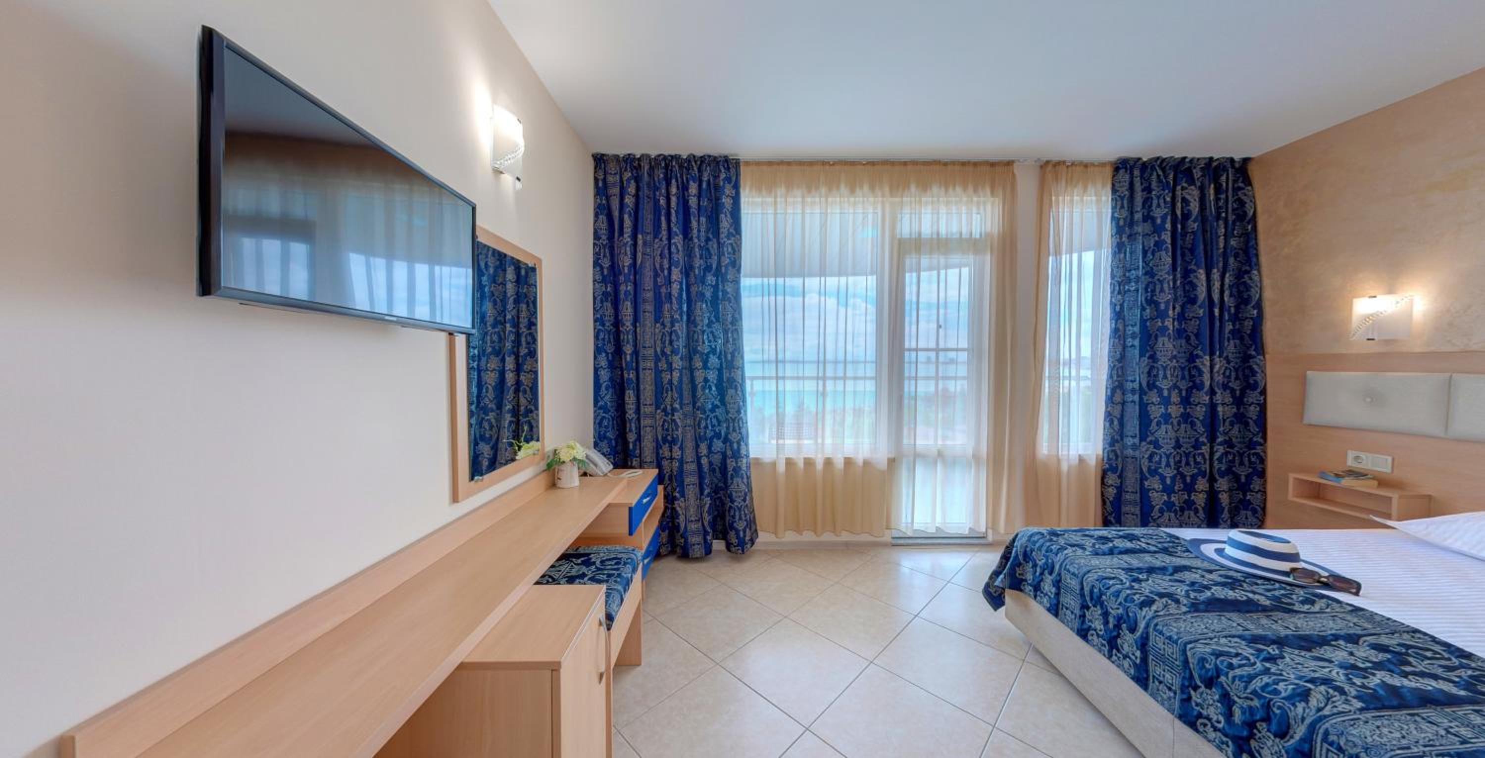 Room, Double or Twin Bed, Balcony