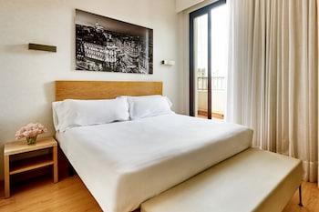 Room, Single, Double Bed, Gran Via View