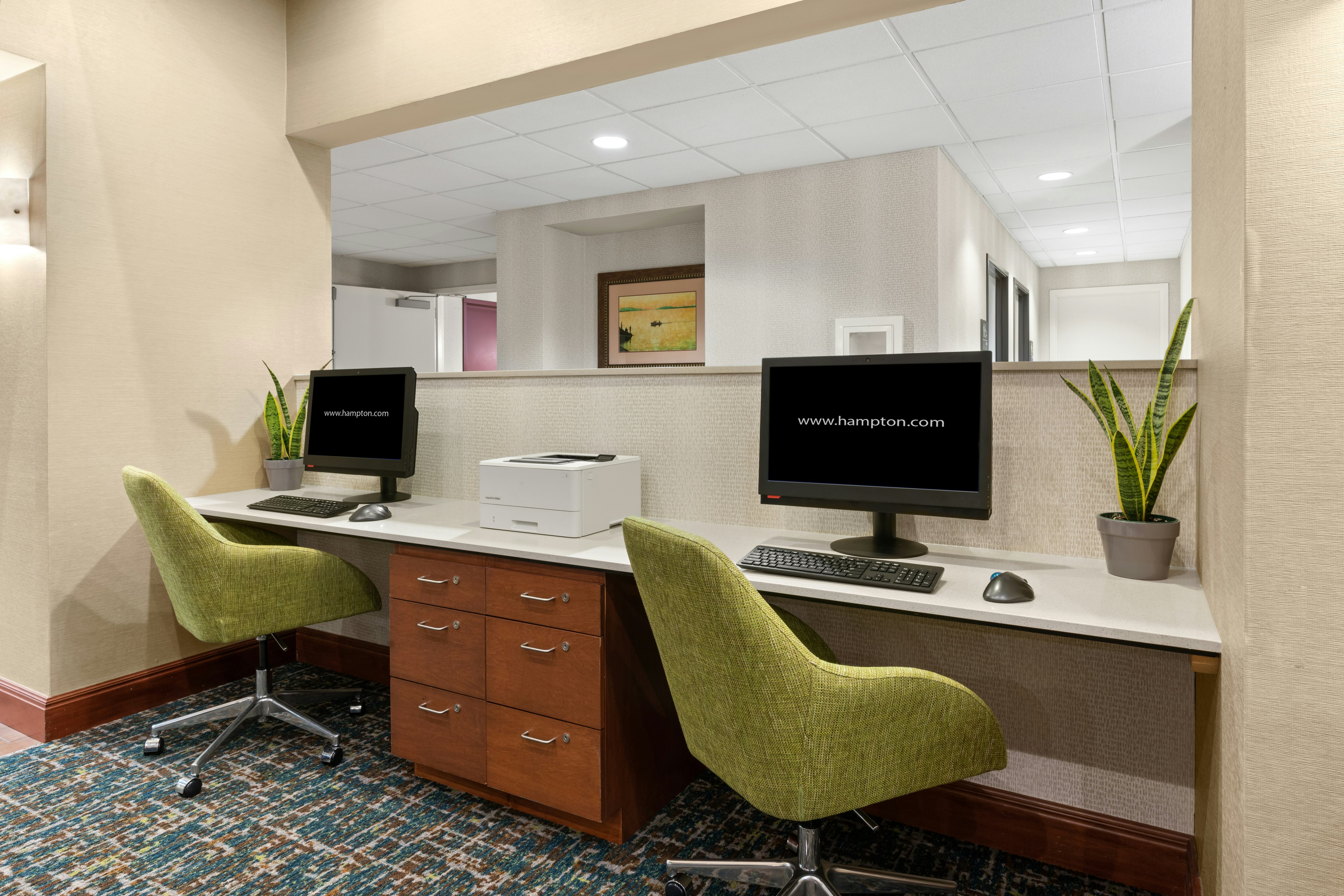 Hampton Inn & Suites Burlington WA 30/39