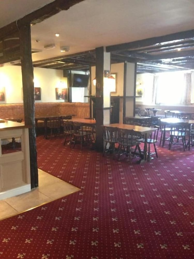 Ambrose Hotel 35/50
