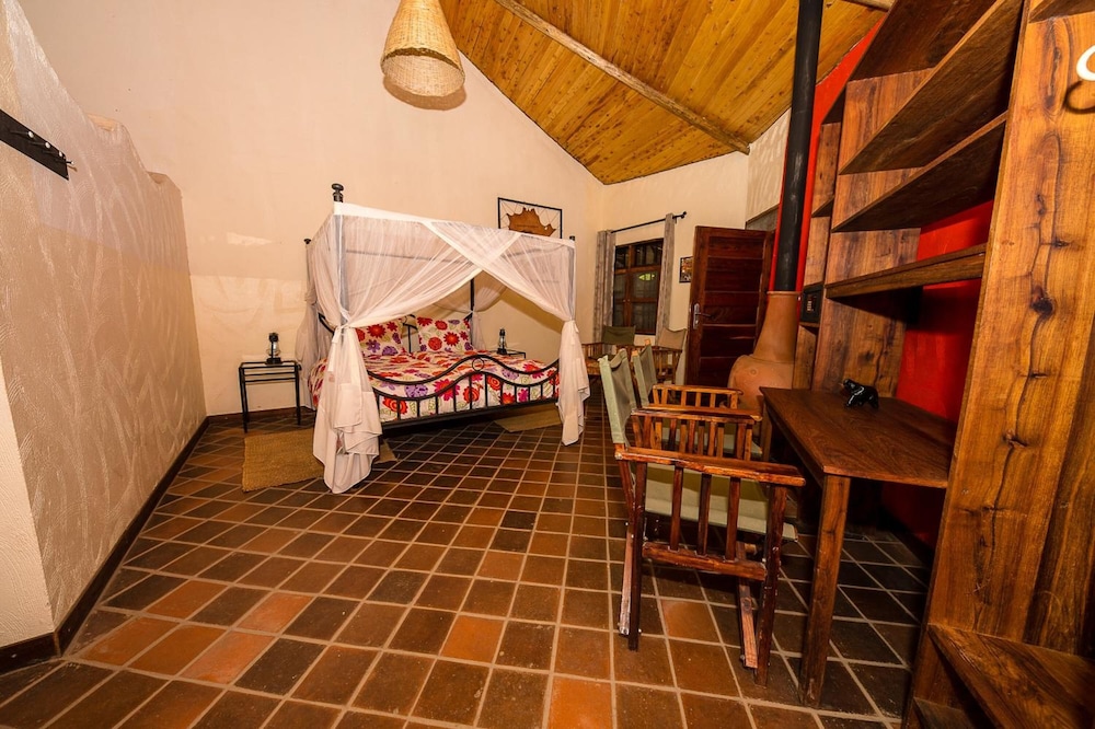 Kiboko Lodge 9/44