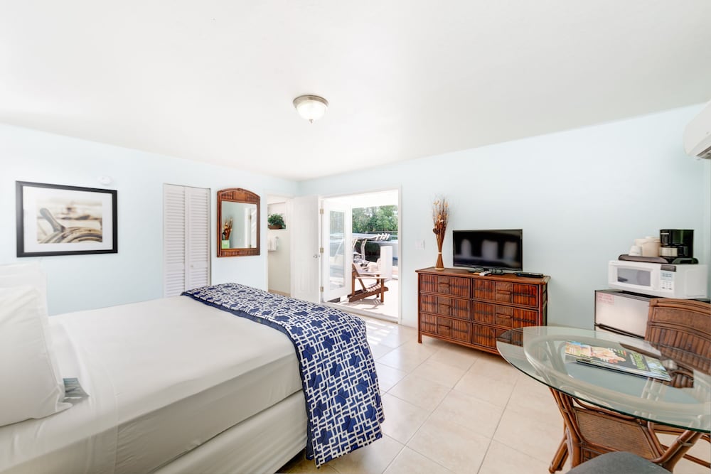 Creekside Inn Islamorada 31/45