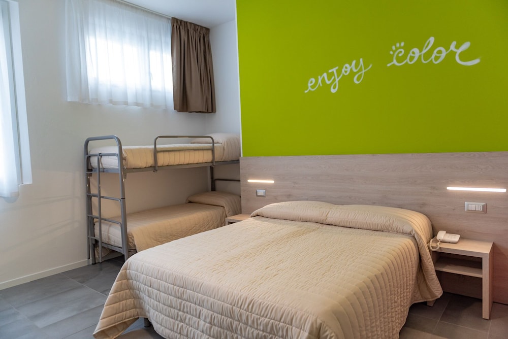 Room at Color Green Village Cesenatico, CESENATICO
