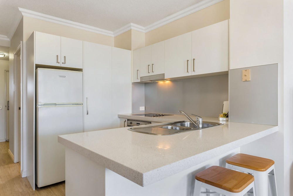 Raffles Mooloolaba 8/70