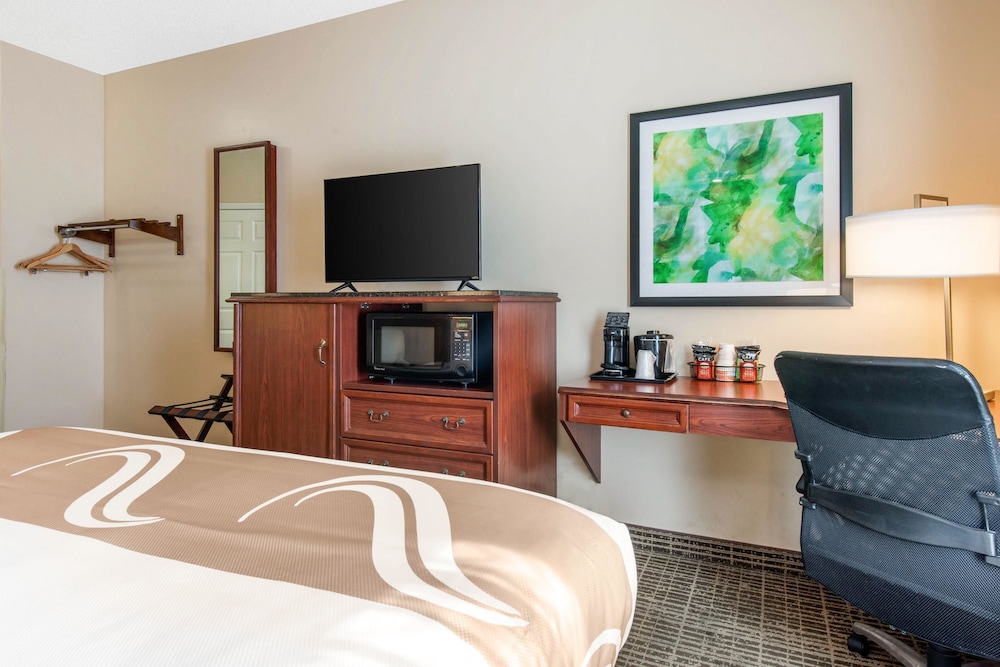 Quality Inn Palm Bay Melbourne I-95 20/35