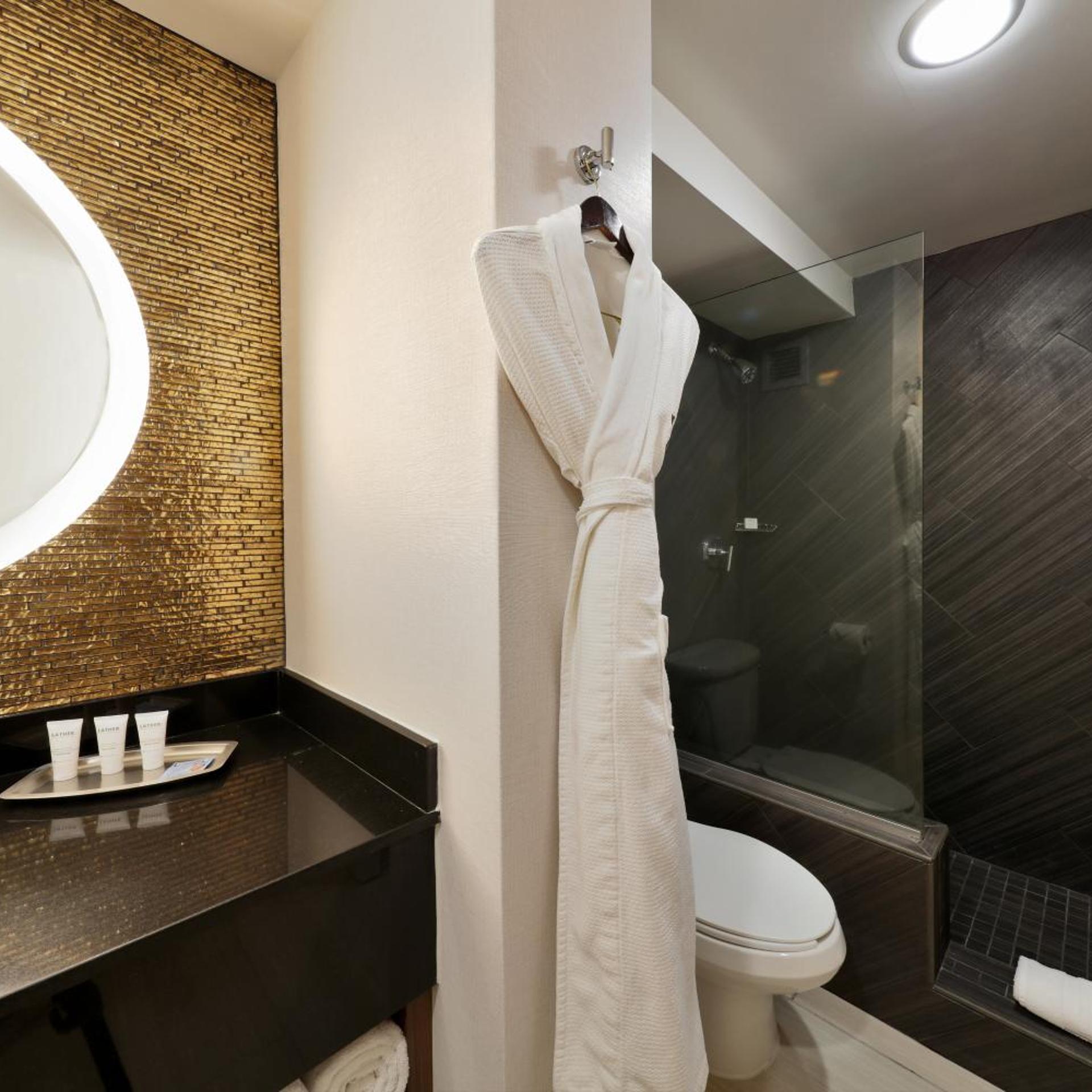 Room, Skyline View، Angeleno Hotel 3/6