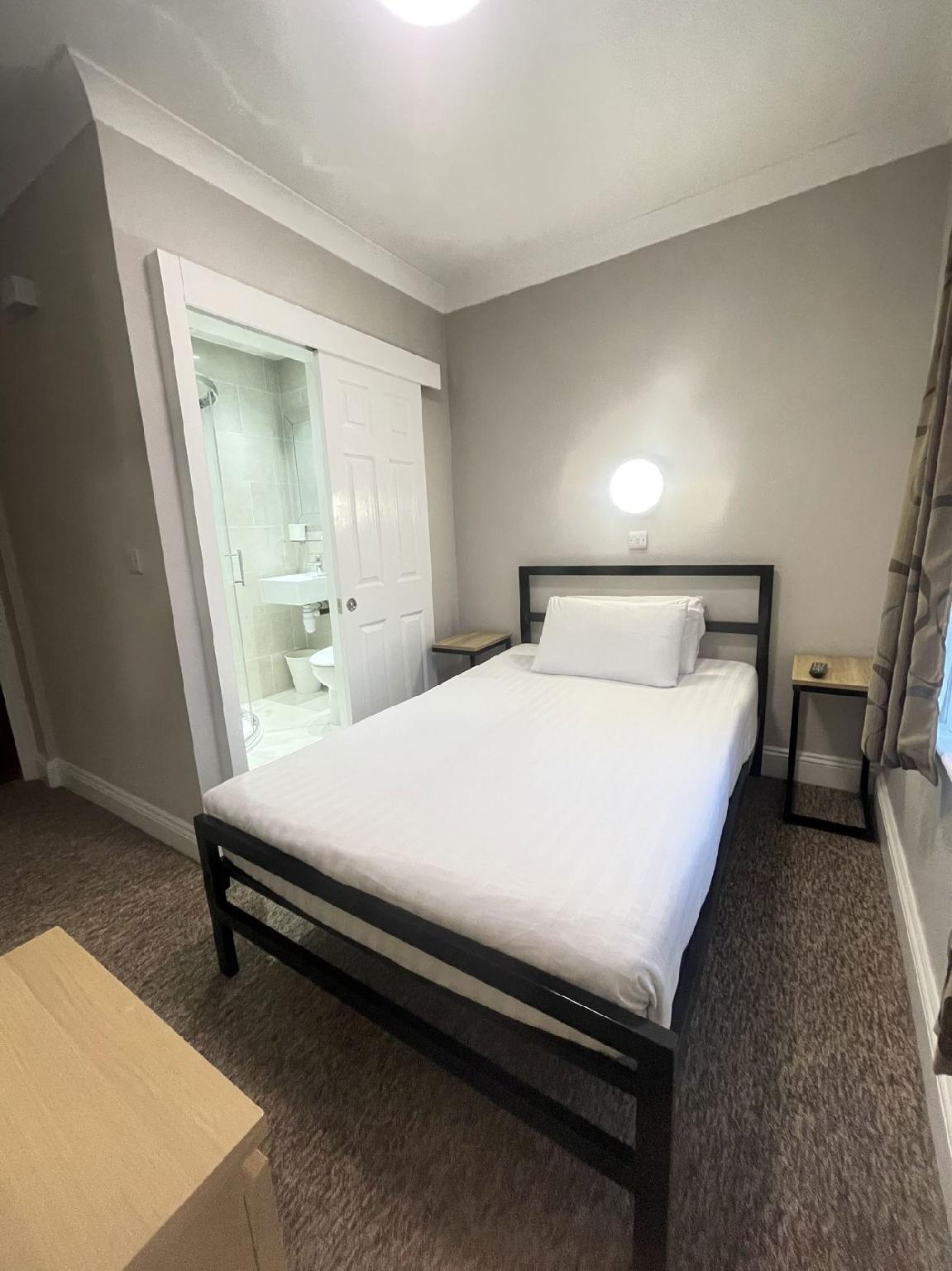Superior, Single, 2 Double Beds