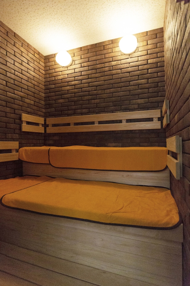 Hotel Hillarys Shinsaibashi 48/66