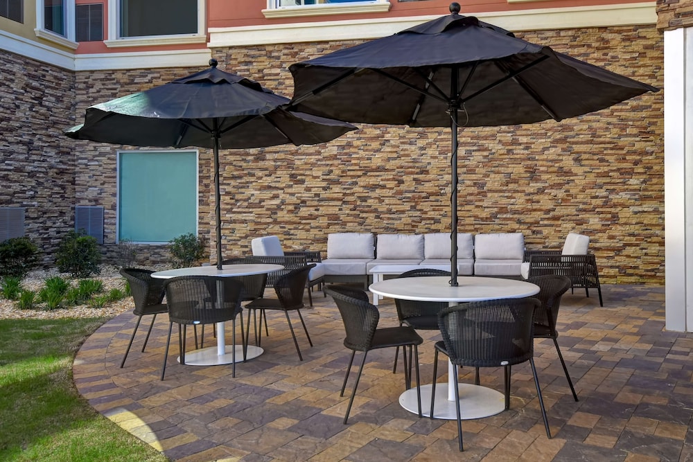 Hyatt Place Huntsville 35/53