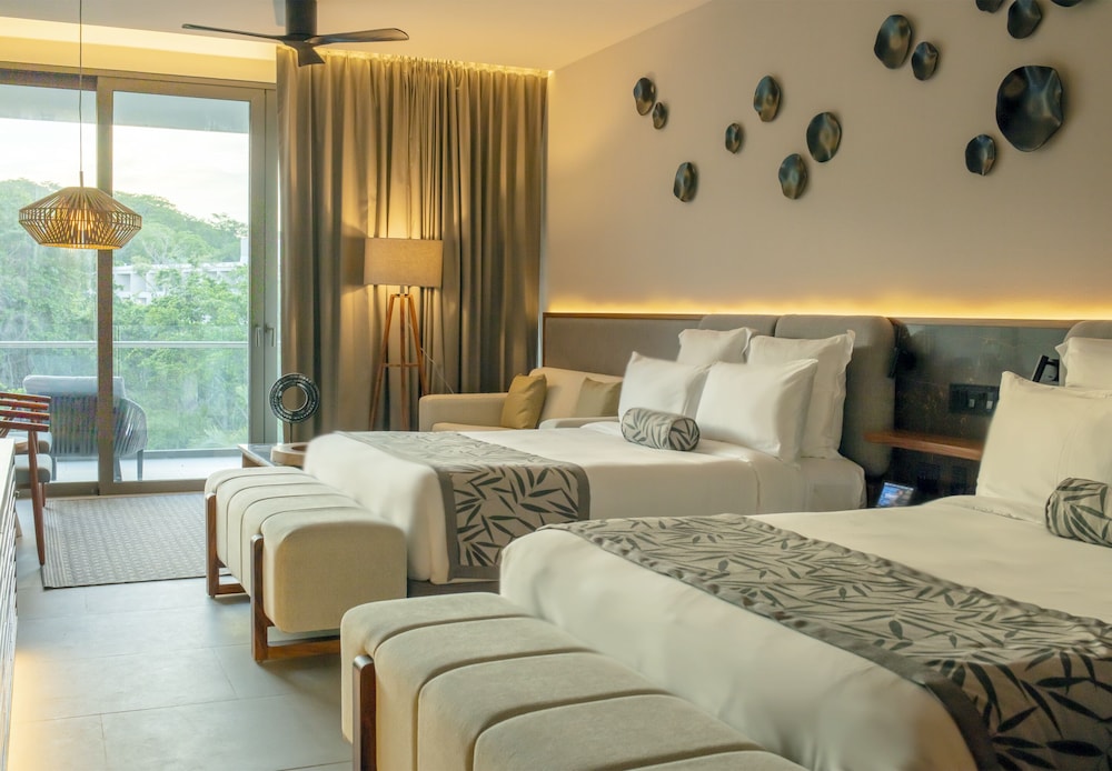 Secrets Bahia Mita Surf and Spa Resort 22/74