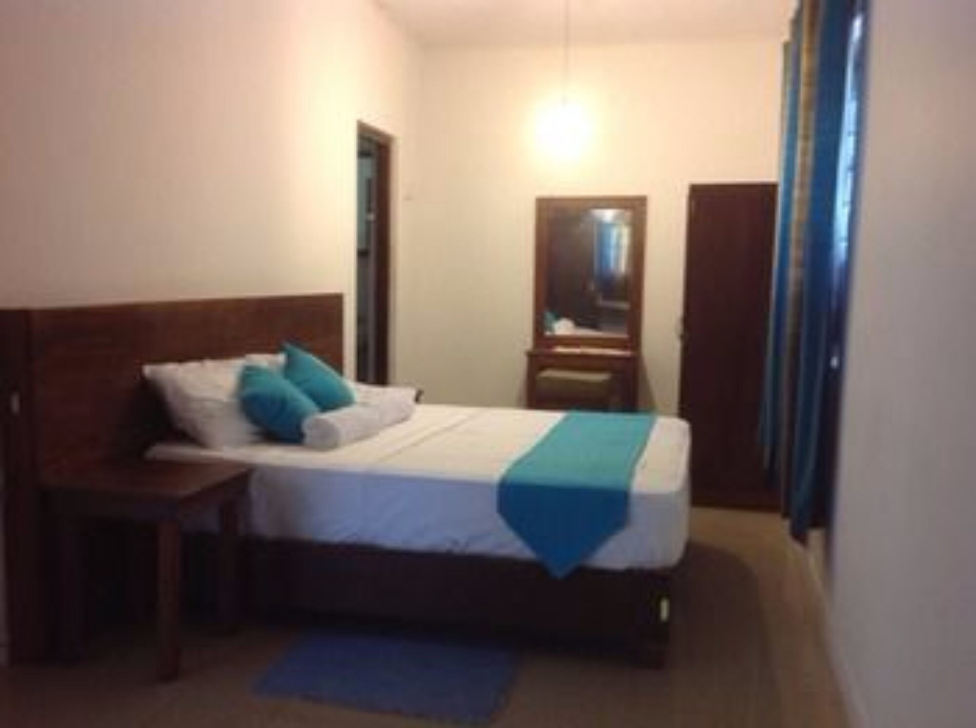 STANDARD, DOUBLE BED