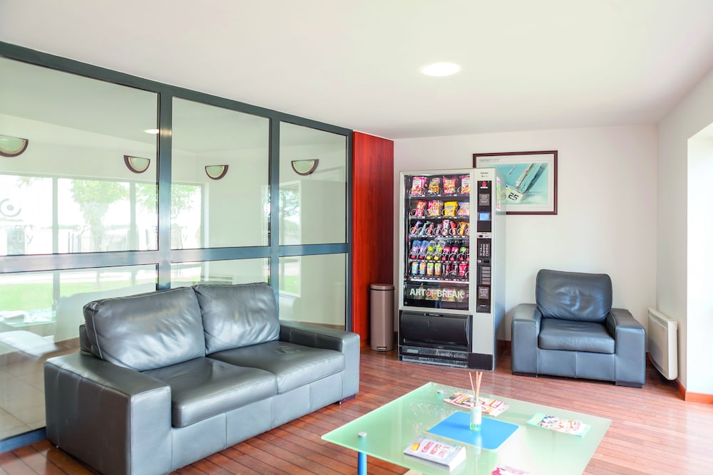 Hotel Residence Zenitude Magny Les Hameaux Versailles 28/49