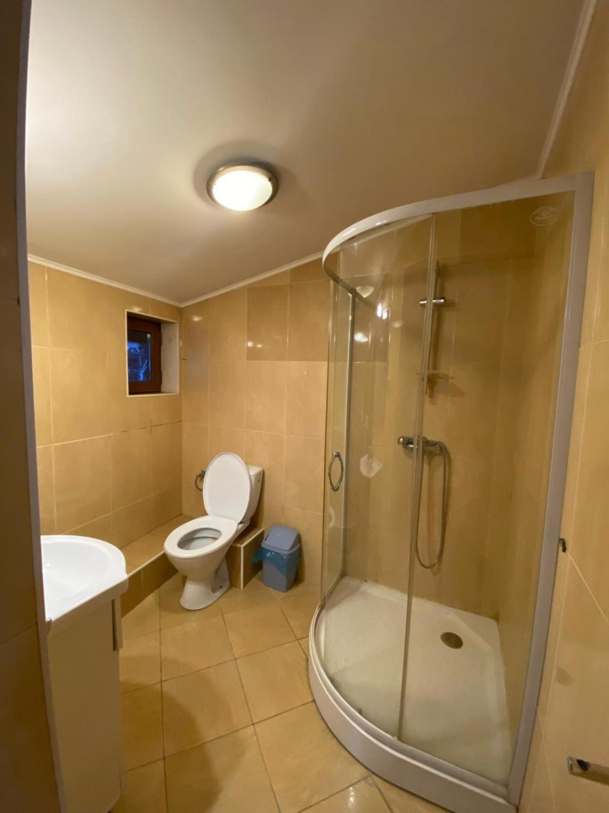 Class Hotel 13/13