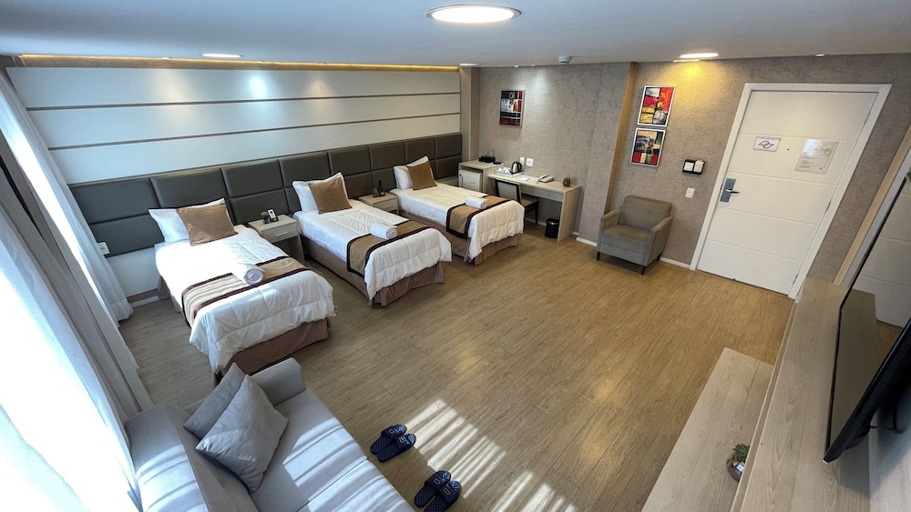 Hotel Global Grupos 29/57