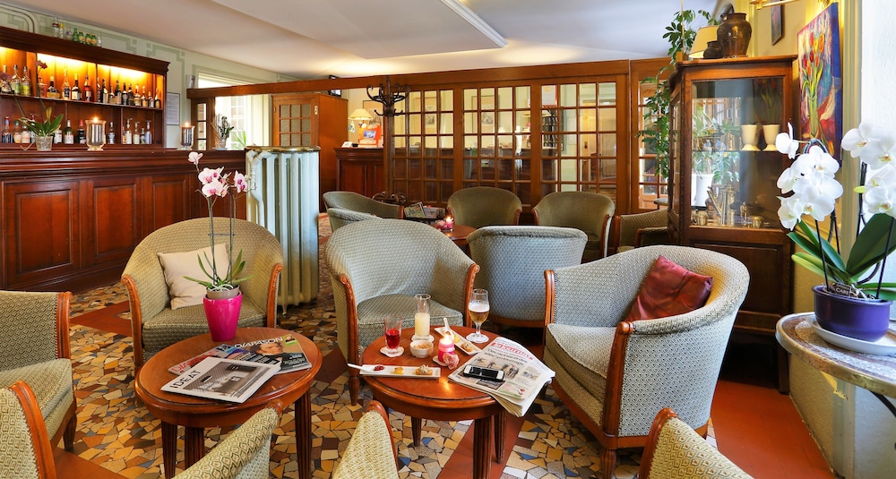 Hostellerie des Trois Pigeons, Paray-le-Monial 50/64