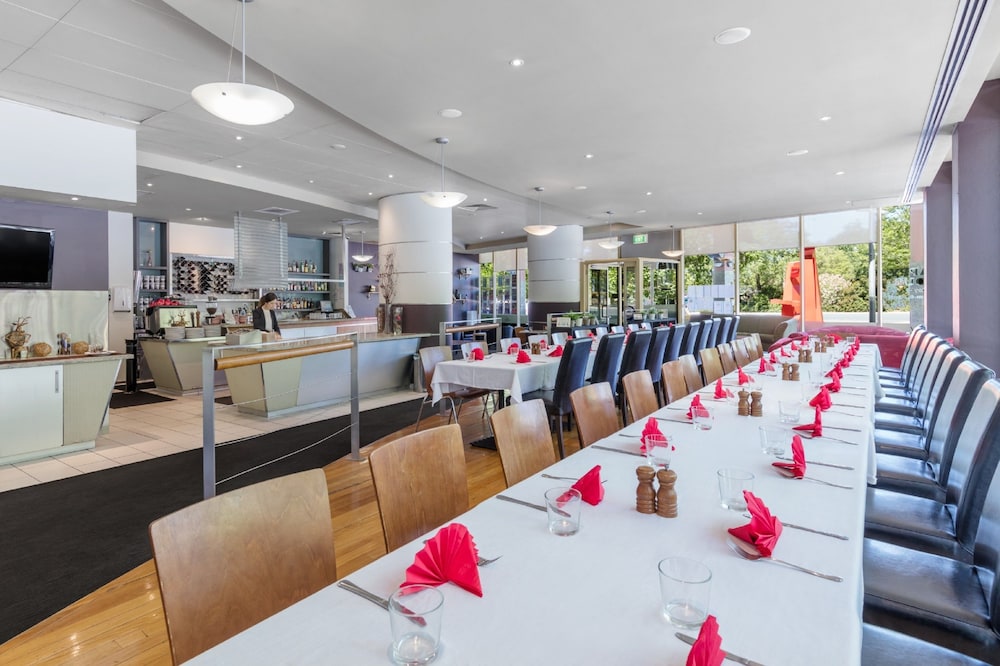 Nesuto Canberra Apartment Hotel 53/58