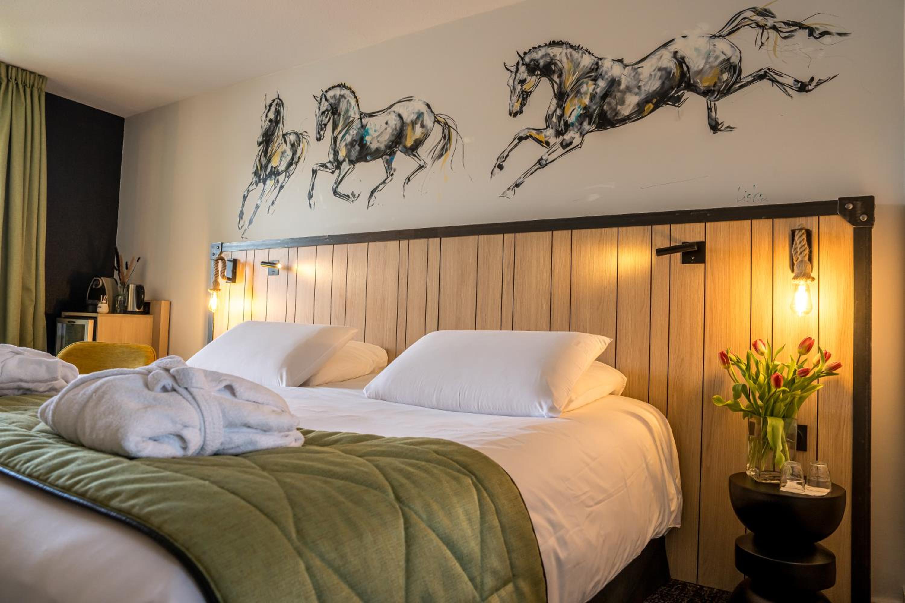 Privilege, Double Bed, Castle View