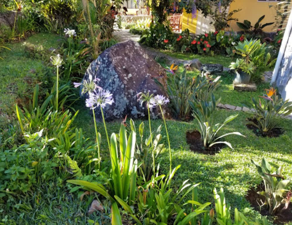 Guayabo Lodge 48/60