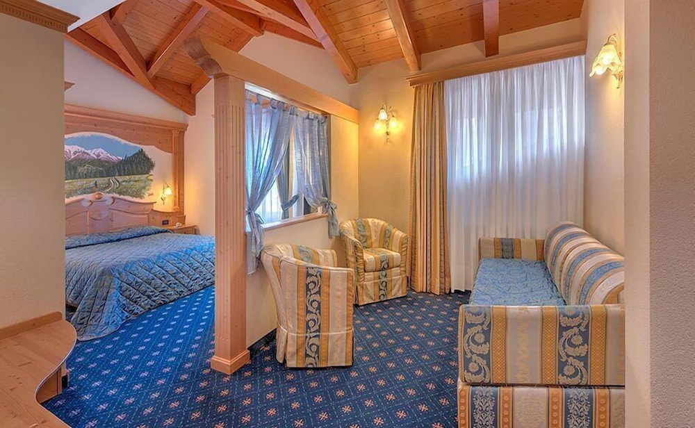 Hotel Madonna Delle Nevi 30/50