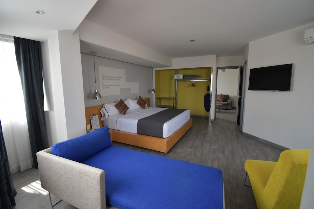 Hotel Perla Central 24/66