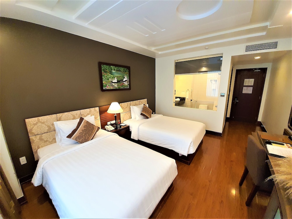 Kin Hotel Thi Sach Edition 19/55