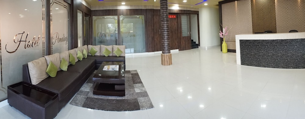 Treebo Trend Hotel Pemaling 13/35