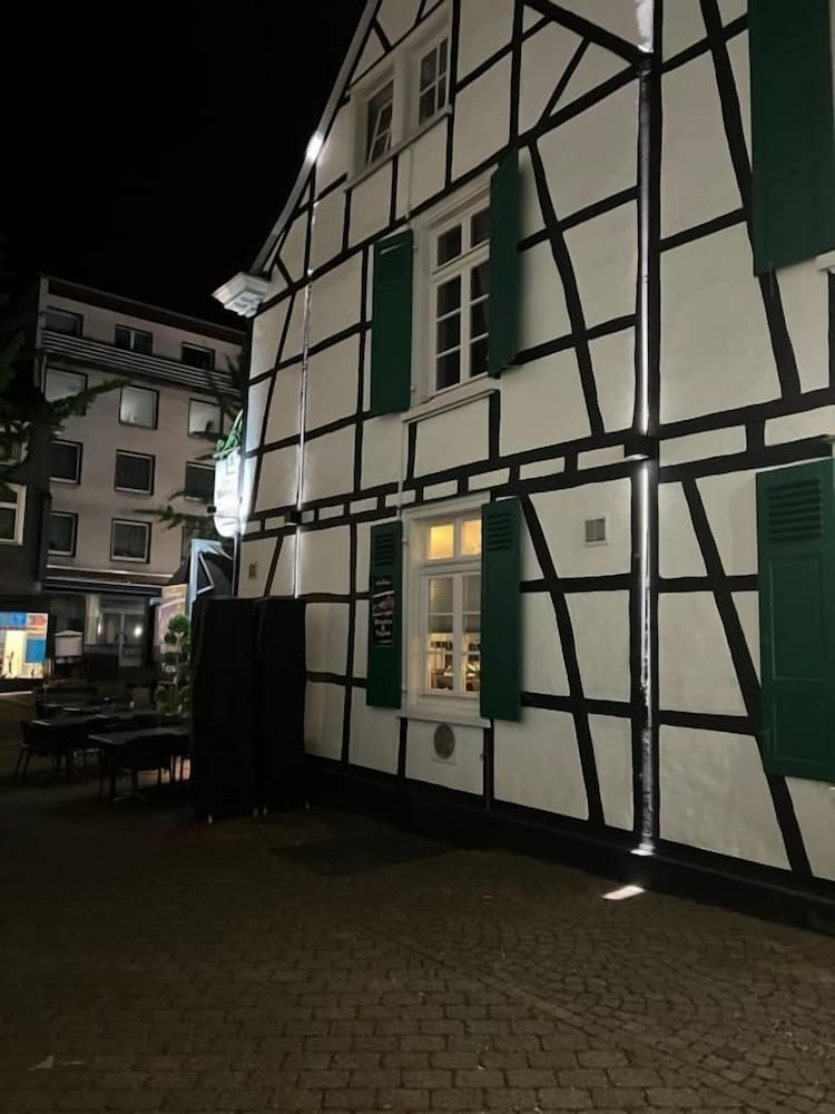 Hotel Restaurant zum alten Postwagen 47/50