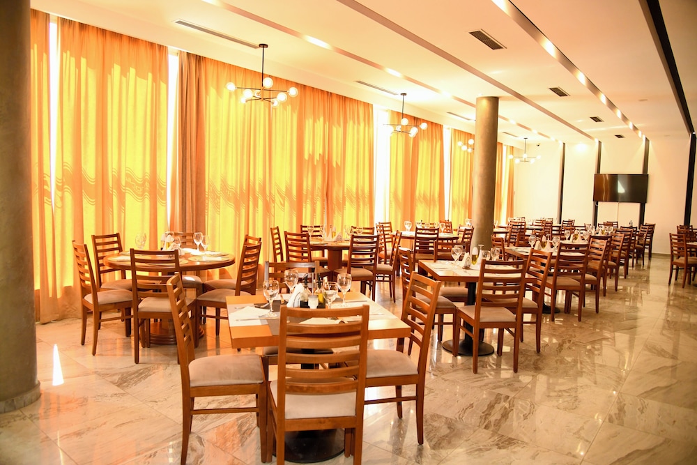 Hotel Horizont 53/62