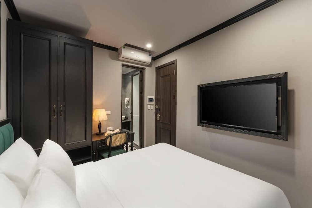 Hanoi Embrace Boutique Hotel 15/39