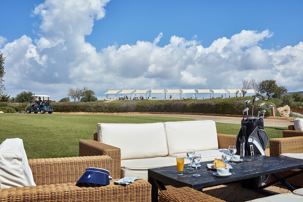 Aphrodite Hills Hotel 36/47